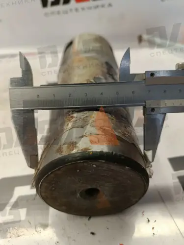 Палец (соединения рамы верхний) LIUGONG ZL50CN