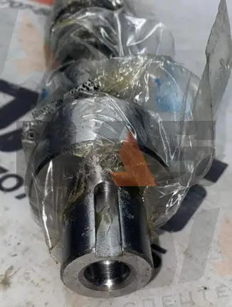 Вал распределительный YC6108G, YC6B125 оригинал