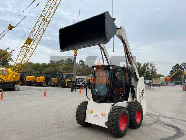 Мини-погрузчик Lonking CDM308 купить в Сургуте