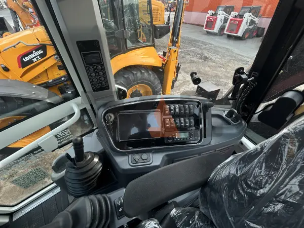 Экскаватор-погрузчик Профессионал PB991S купить в Сургуте