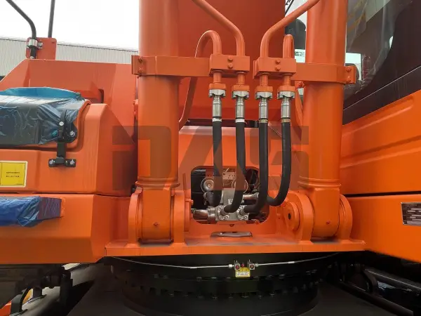 Экскаватор Lonking CDM6490F купить в Сургуте