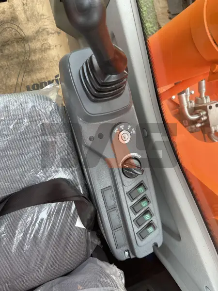 Экскаватор Lonking CDM6490F купить в Сургуте