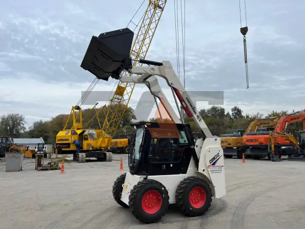 Мини-погрузчик Lonking CDM312 купить в Сургуте