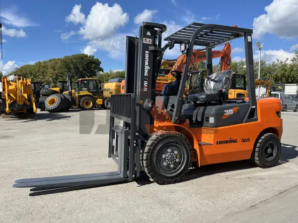 Дизельный вилочный погрузчик Lonking FD30T купить в Сургуте
