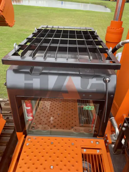 Экскаватор Lonking CDM6490F купить в Сургуте