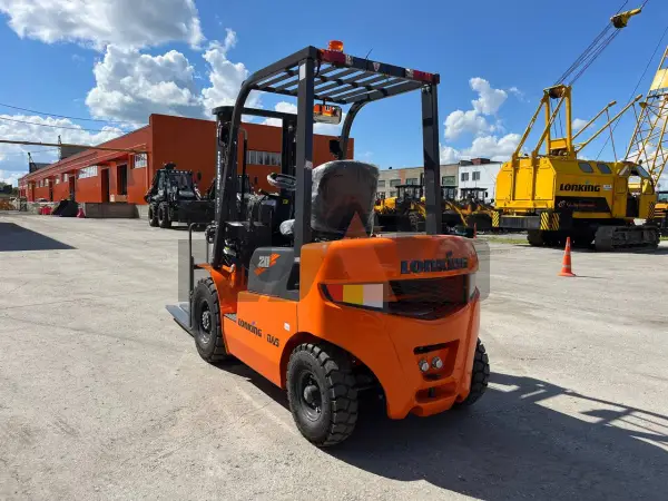 Дизельный вилочный погрузчик Lonking FD20T купить в Сургуте