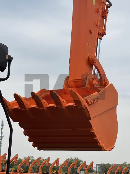Экскаватор Lonking CDM6490F купить в Сургуте