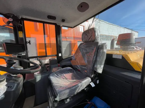 Фронтальный погрузчик Lonking ZL50HC купить в Сургуте