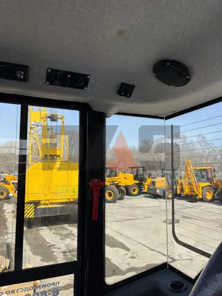 Фронтальный погрузчик Профессионал РВ30 купить в Сургуте