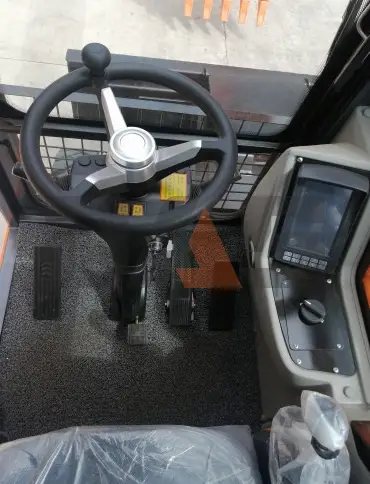 Экскаватор Lonking CDM6150W (колесный) купить в Сургуте